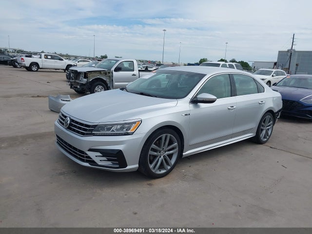1VWDT7A39HC035766 Volkswagen Passat 1.8t R-line