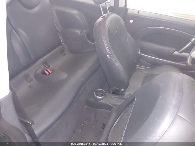 2006 MINI COOPER WMWRC33596TK72350 Photo 7