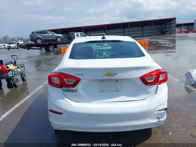 Chevrolet Cruze Ls Auto 2017 1G1BC5SMXH7204300 Image 17