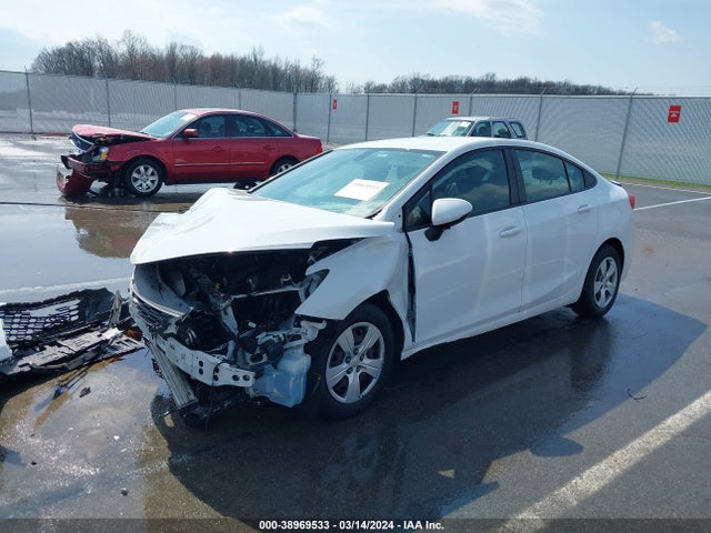 Chevrolet Cruze Ls Auto 2017 1G1BC5SMXH7204300 Image 2