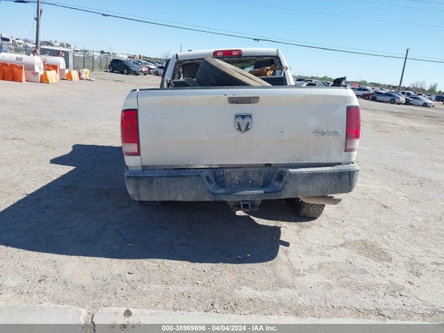 1C6RR7FT9NS190214 RAM 1500 Classic Tradesman Quad Cab 4x4 6'4 Box