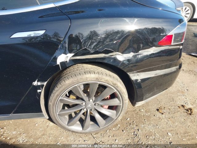 5YJSA1H11EFP43798 Tesla Model S P85