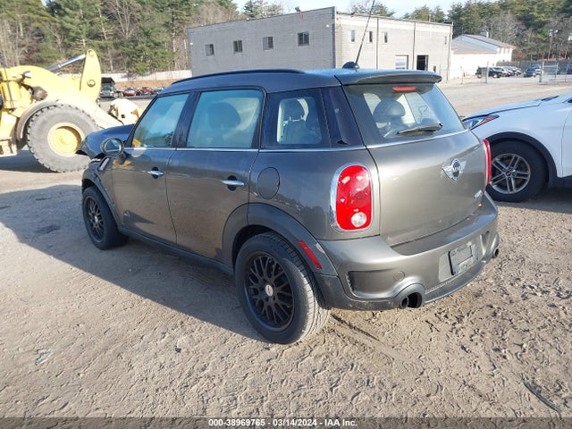 2012 MINI COOPER S COUNTRYMAN WMWZC5C56CWL62254 Photo 2