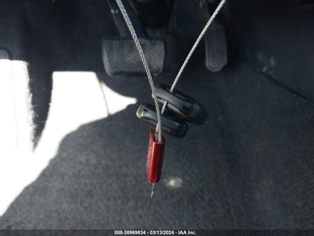 Toyota RAV4 LE 2015 JTMZFREV5FD077611 Image 11