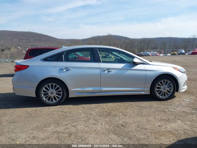 Hyundai Sonata Limited 2015 5NPE34AF2FH125455 Image 13