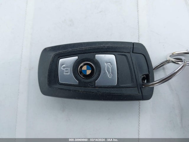 BMW 320i 2015 WBA3B1C50FK136580 Image 11