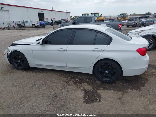 BMW 320i 2015 WBA3B1C50FK136580 Image 15