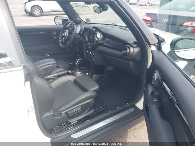 2020 MINI CONVERTIBLE WMWWJ5C09L3G55583 Photo 4