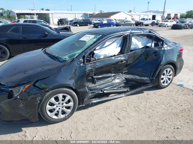 Toyota COROLLA LE 2022 5YFEPMAE2NP385318 Image 6