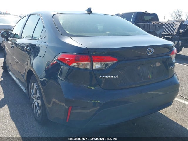 Toyota Corolla Hybrid Le 2021 JTDEAMDE8MJ014731 Image 3