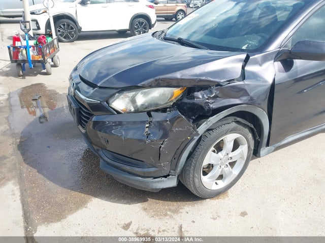 Honda HR-V LX 2016 3CZRU5H32GM730906 Image 6