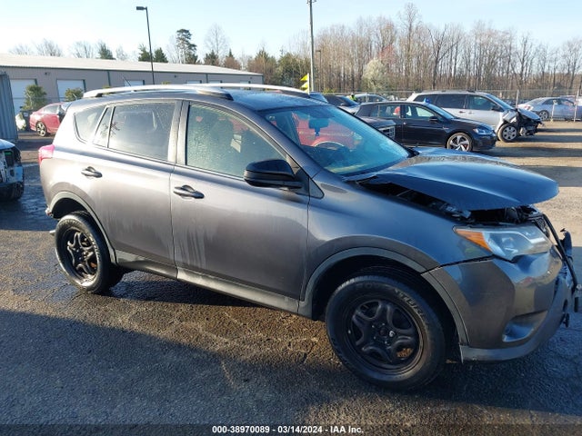 Toyota RAV4 LE 2015 JTMBFREV8FJ046811 main image