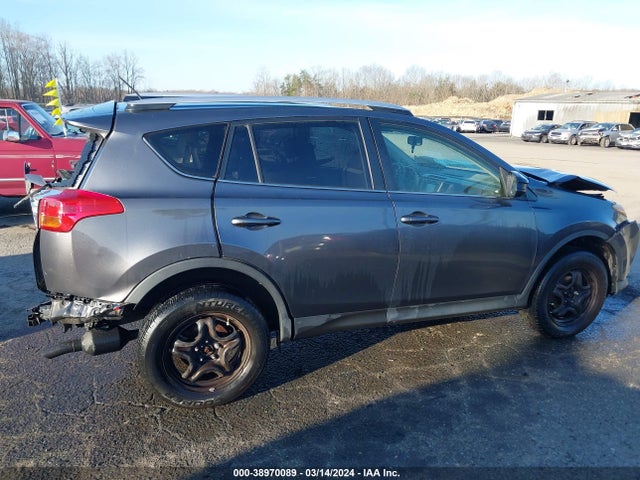 Toyota RAV4 LE 2015 JTMBFREV8FJ046811 Image 14