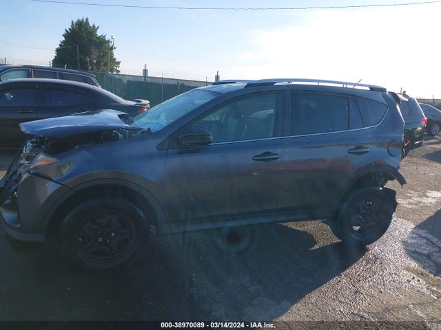 Toyota RAV4 LE 2015 JTMBFREV8FJ046811 Image 15