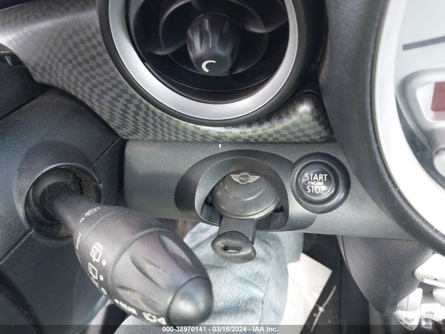 2009 MINI COOPER S WMWMF73529TT97641 Photo 10