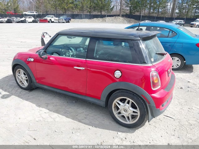 2009 MINI COOPER S WMWMF73529TT97641 Photo 2