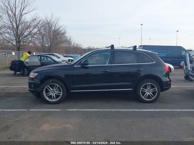 Audi Q5 2.0t Premium 2017 WA1C2AFP6HA095407 Image 14