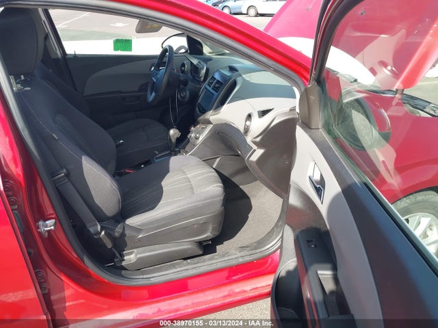Chevrolet Sonic Lt Auto 2015 1G1JC5SG5F4200935 Image 5