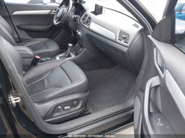 WA1EFCFS2GR014058 Audi Q3 2.0t Premium Plus