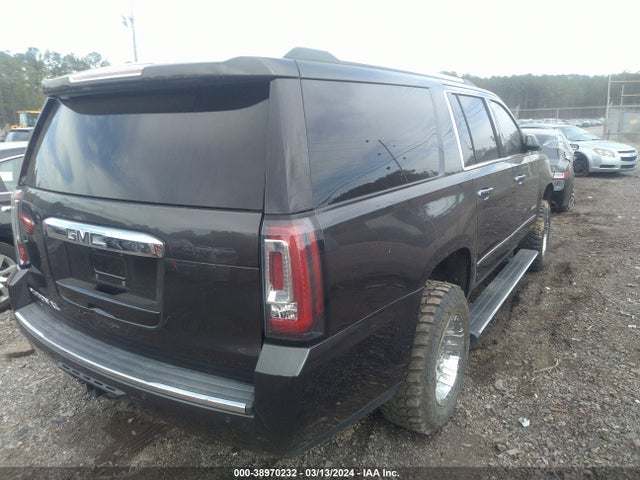 GMC YUKON XL DENALI 2017 1GKS2HKJ1HR374457 Image 16