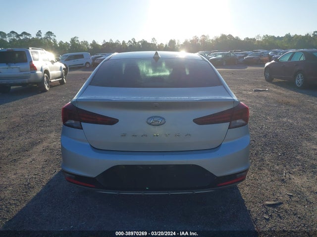 Hyundai ELANTRA SEL 2019 5NPD84LF4KH454484 Image 16