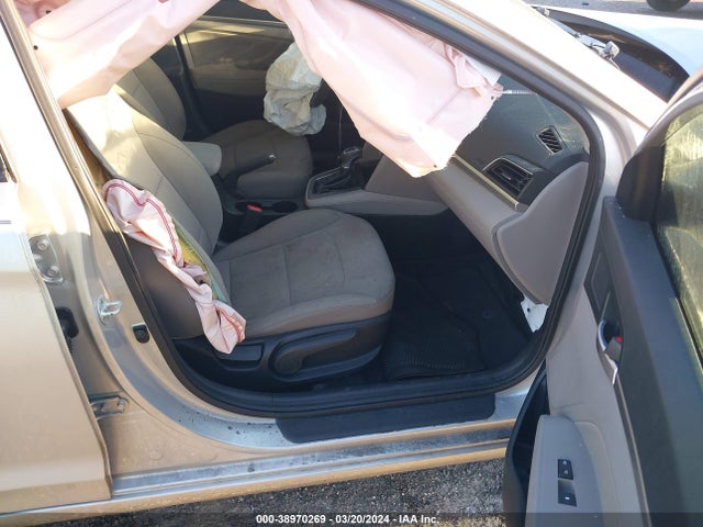 Hyundai ELANTRA SEL 2019 5NPD84LF4KH454484 Image 5