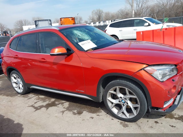 BMW X1 Xdrive28i 2014 WBAVL1C56EVY21217 Image 13