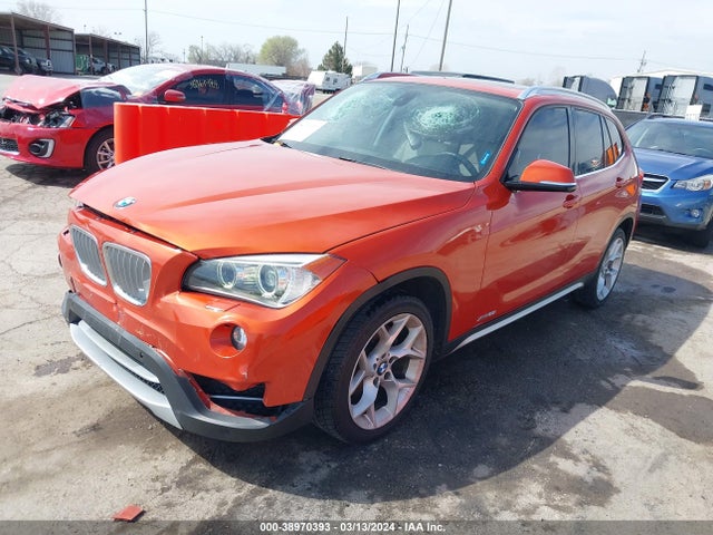 BMW X1 Xdrive28i 2014 WBAVL1C56EVY21217 Image 2