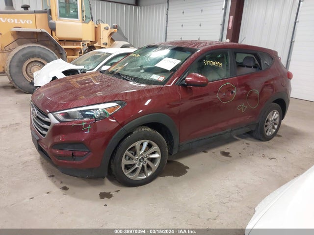 Hyundai TUCSON SE 2018 KM8J2CA49JU633538 Image 2