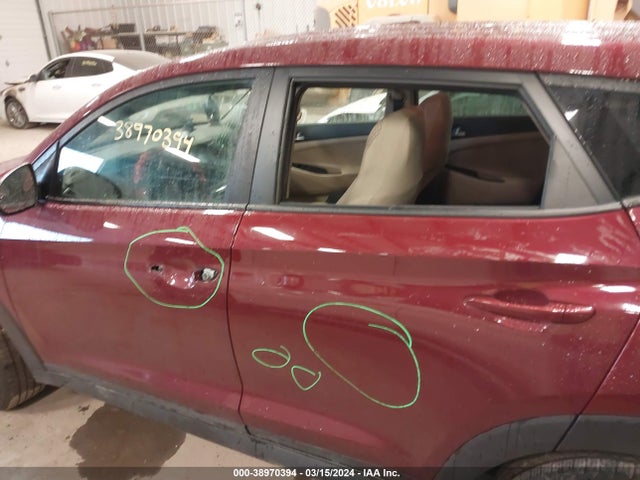 Hyundai TUCSON SE 2018 KM8J2CA49JU633538 Image 6