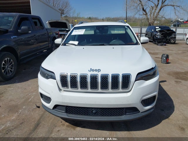 1C4PJLCB8MD163682 Jeep Cherokee Latitude Fwd