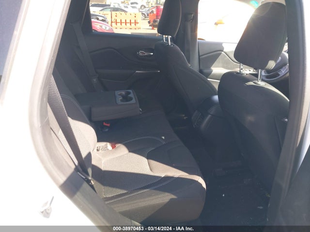 1C4PJLCB8MD163682 Jeep Cherokee Latitude Fwd