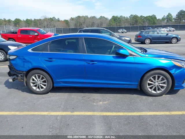 Hyundai SONATA SE 2019 5NPE24AF4KH781816 Image 13