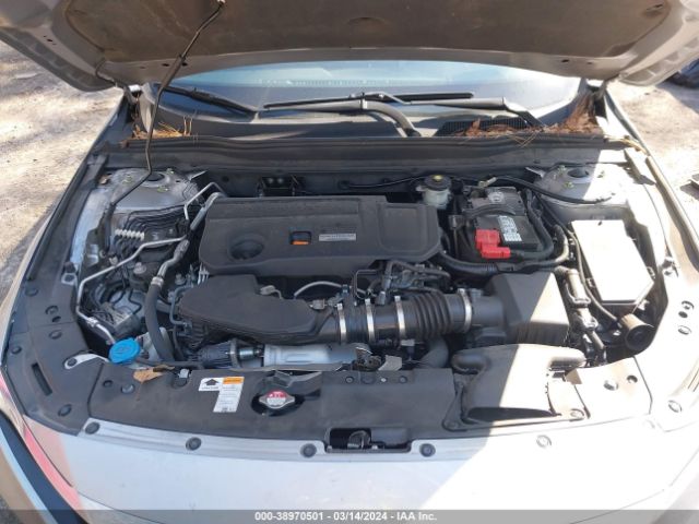 1HGCV2F95JA046548 Honda Accord Touring 2.0t