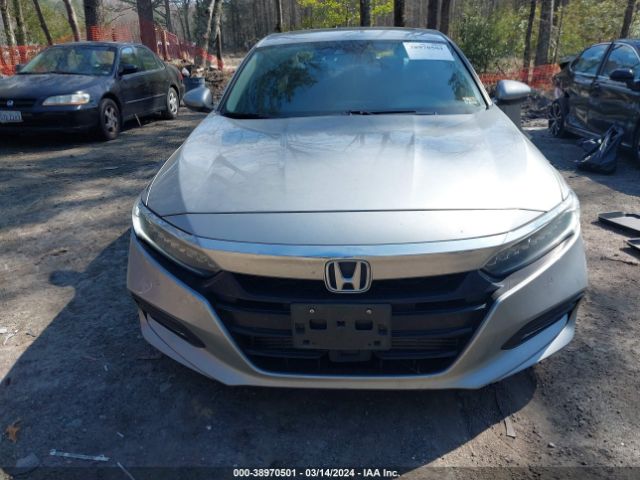 1HGCV2F95JA046548 Honda Accord Touring 2.0t