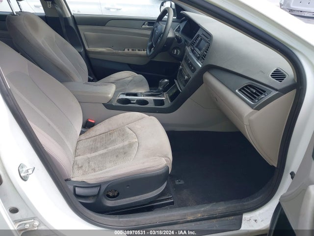 Hyundai SONATA SE 2015 5NPE24AF4FH186437 Image 5