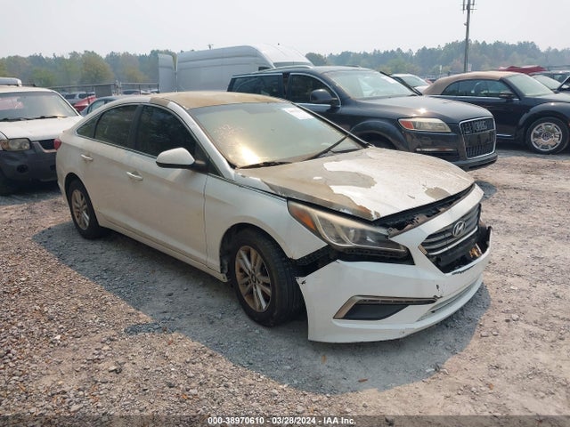 Hyundai SONATA SE 2015 5NPE24AF0FH031321 Image 1
