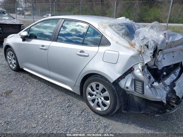 Toyota COROLLA LE 2021 5YFEPMAE1MP222688 Image 3