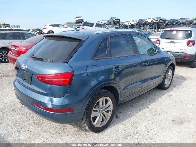 WA1BCCFS5JR011058 Audi Q3 2.0t Premium/2.0t Sport Premium