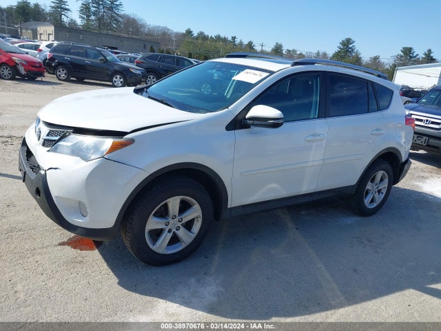 Toyota Rav4 Xle 2014 2T3RFREV2EW197450 Image 2