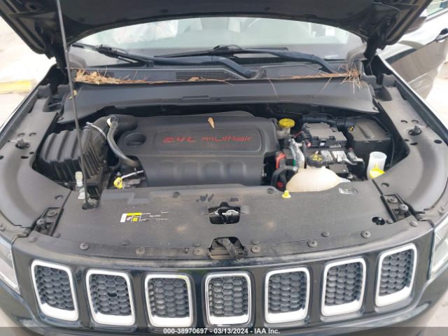 3C4NJCBB7KT711459 Jeep Compass Sun And Wheel Fwd