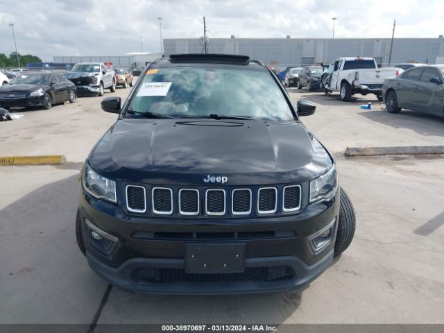 3C4NJCBB7KT711459 Jeep Compass Sun And Wheel Fwd