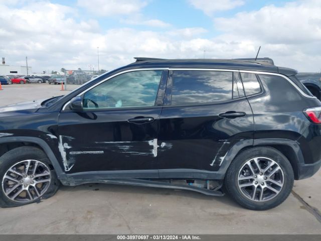 3C4NJCBB7KT711459 Jeep Compass Sun And Wheel Fwd