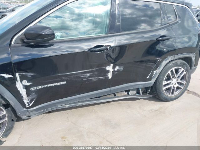 3C4NJCBB7KT711459 Jeep Compass Sun And Wheel Fwd