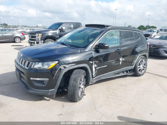 3C4NJCBB7KT711459 Jeep Compass Sun And Wheel Fwd