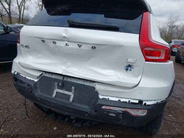 2021 VOLVO XC40 RECHARGE PURE ELECTRIC YV4ED3UR5M2536356 Photo 5