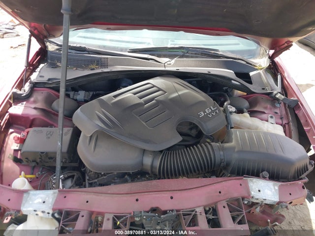 2C3CCABG9KH569324 Chrysler 300 300s
