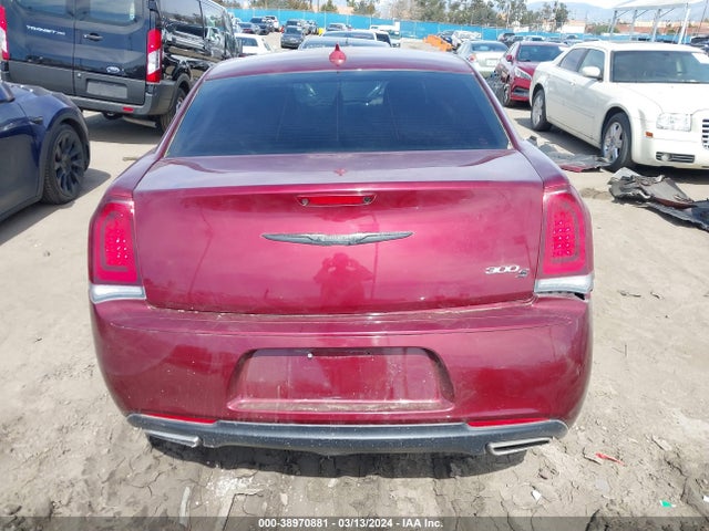 2C3CCABG9KH569324 Chrysler 300 300s