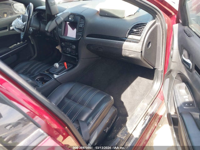 2C3CCABG9KH569324 Chrysler 300 300s
