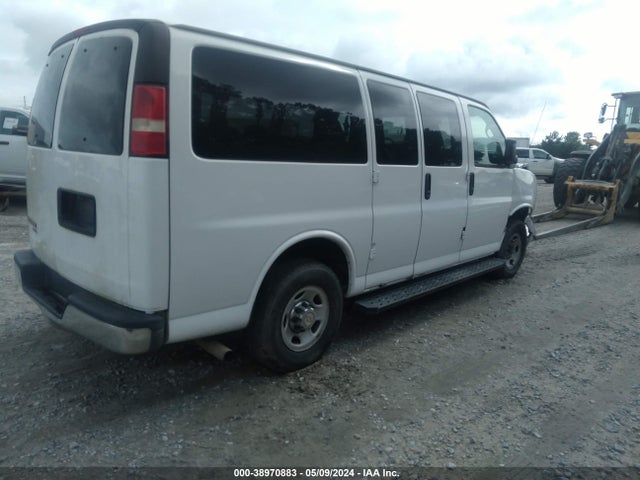 1GAWGRFG9F1216441 Chevrolet Express 2500 Lt